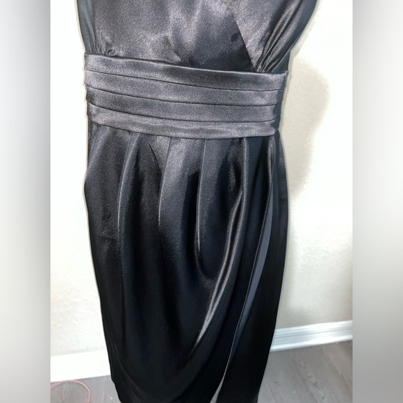 London Times Black Satin Cocktail Dress - Picture 9 of 11